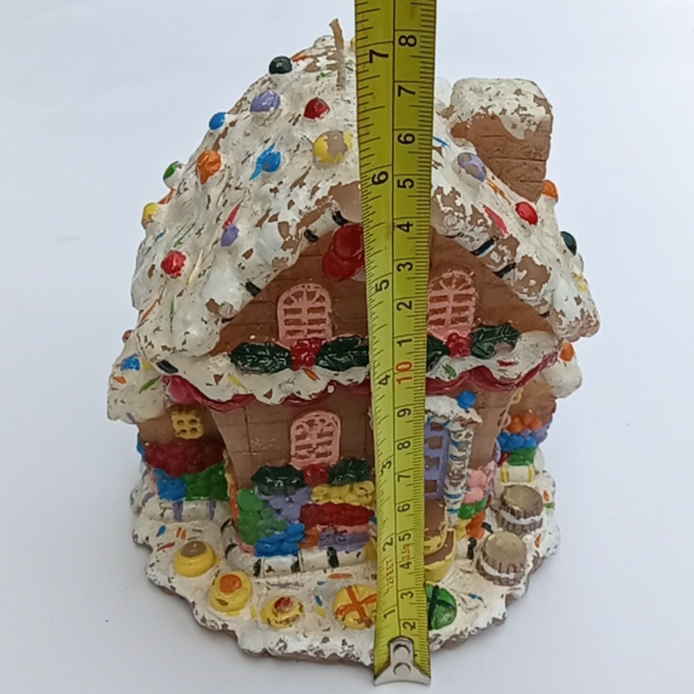 Vintage Gingerbread House Large Candle - Picture 10 of 16